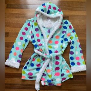 Emme Jordan, fuzzy poka dot robe